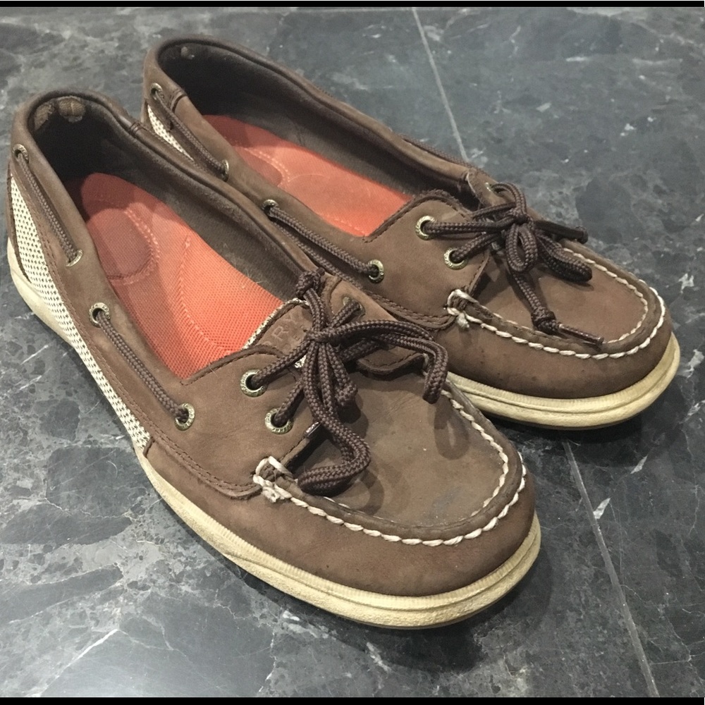 Brown Sperry top Sider shoes
